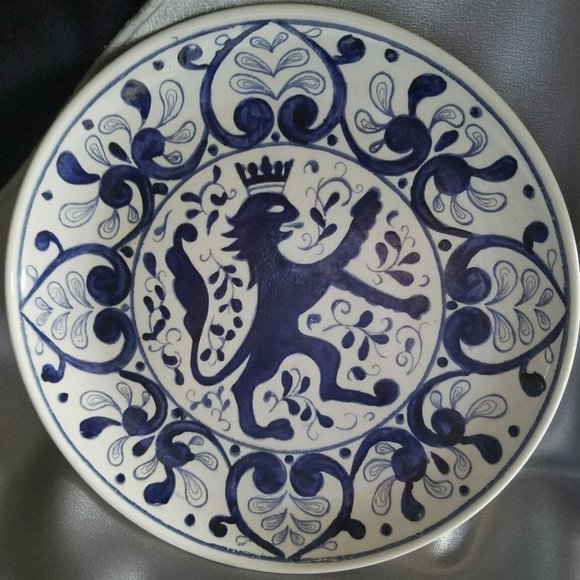 Hartford porcelain decorative plates w/Lyons Cobalt Blue set of 2 Argentina Vtg - Picture 2 of 8
